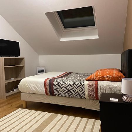 Gite De 2 Chambres - Ancenis A11 - Logis Du Chateau Rouge Mésanger Zewnętrze zdjęcie