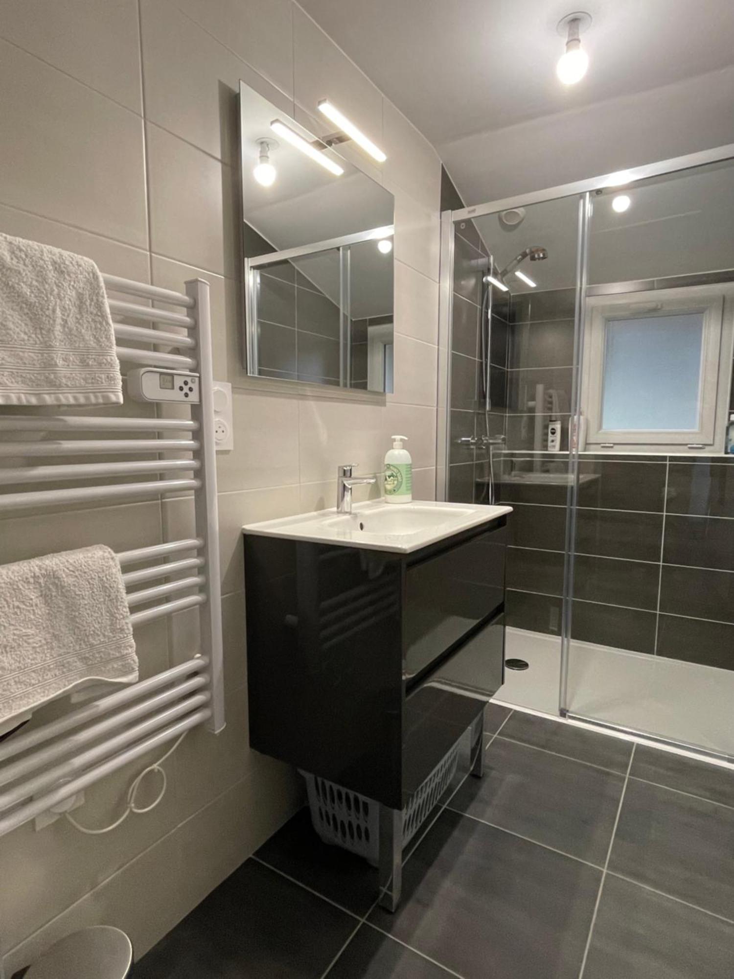 Gite De 2 Chambres - Ancenis A11 - Logis Du Chateau Rouge Mésanger Zewnętrze zdjęcie